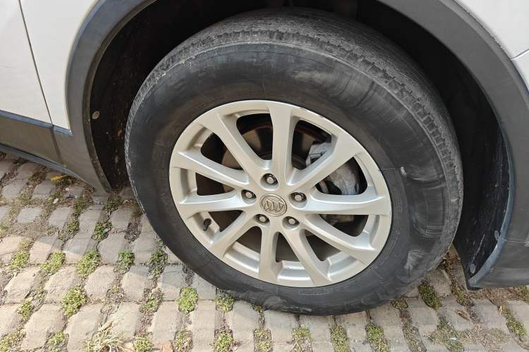 Used Buick Envision 2017 20T Two-Wheel Drive Luxury Model
