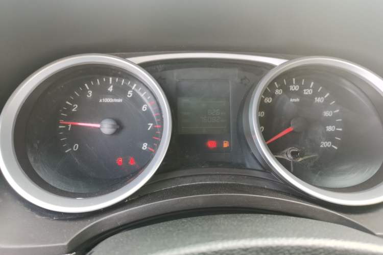 Used Wuling Hongguang 2019 1.5L S Comfort Edition China VI LAR
