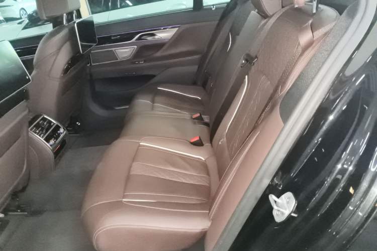 Used BMW 7 Series 2018 730Li Luxury Edition M Sport Package
