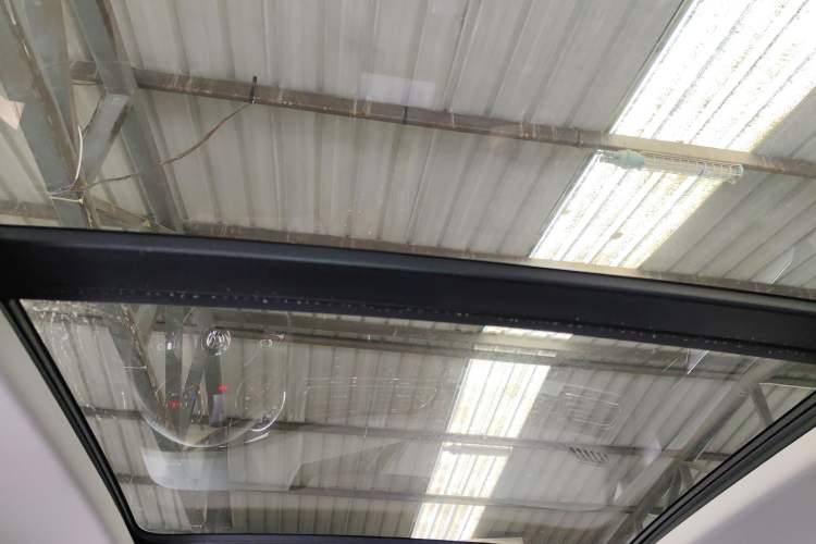 Used Volkswagen Tiguan L 2019 Updated Version 330TSI Automatic Two-Wheel Drive Panoramic Comfort Edition China VI Standard