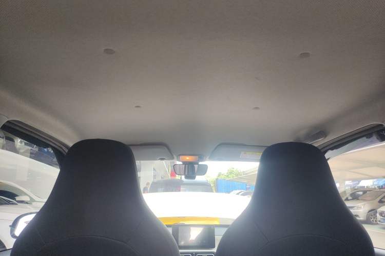 Used Wuling Hongguang MINIEV 2024 3rd Generation 215km Advanced Version
