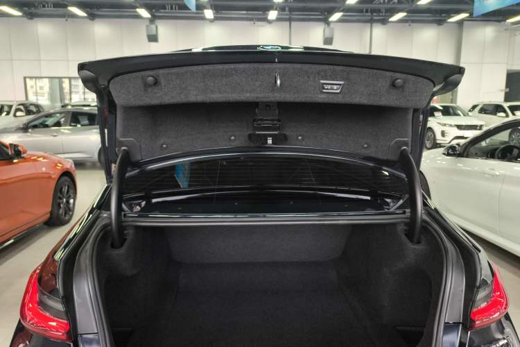 Used BMW 3 Series 2025 325Li M Sport Package
