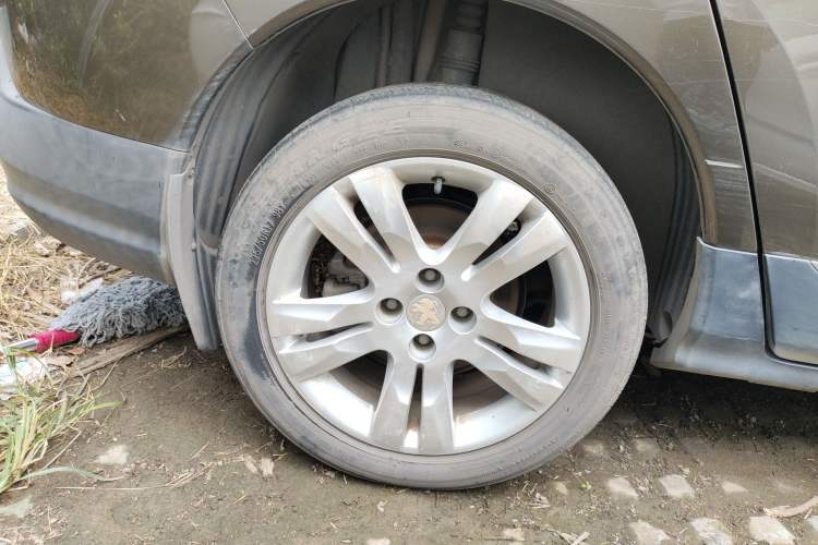 Used Peugeot 3008 2016 2.0L Automatic Classic Edition