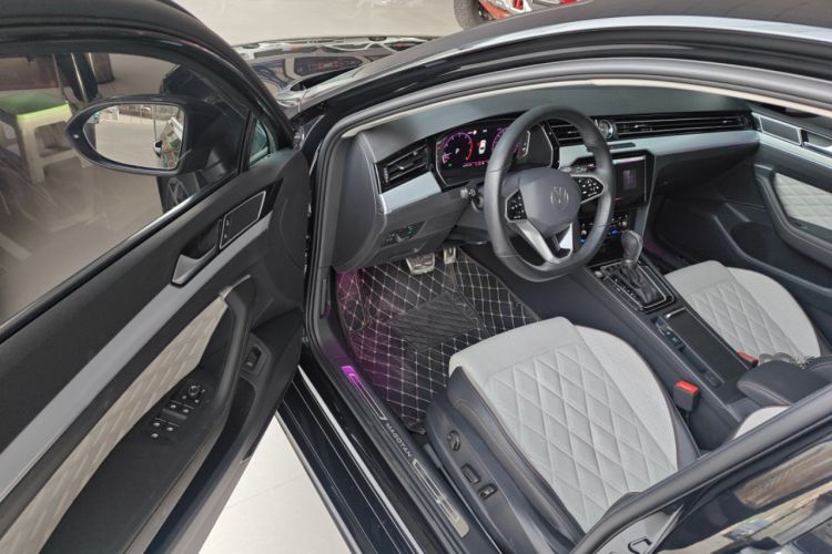 Used Volkswagen Magotan 2023 2 Million Units Commemorative Edition 330TSI DSG Luxury Version