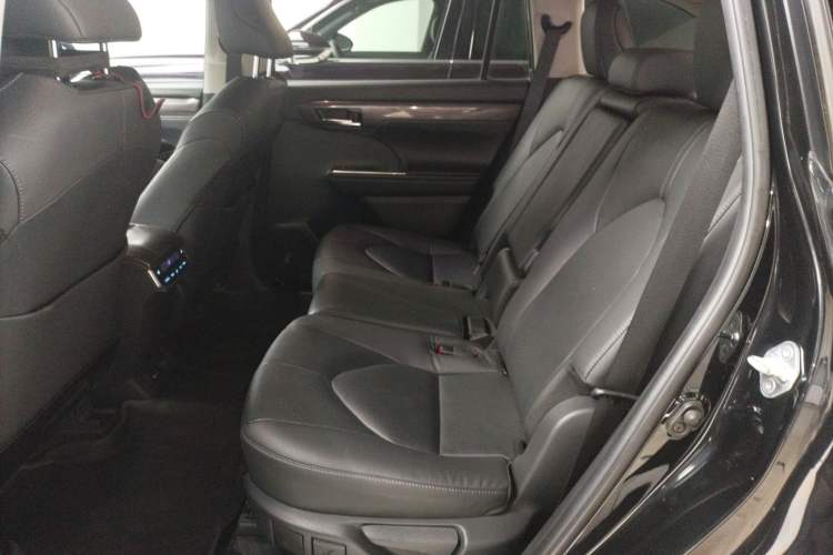 Used Toyota Highlander 2022 Dual-Engine 2.5L Four-Wheel Drive Supreme Edition 7-Seater