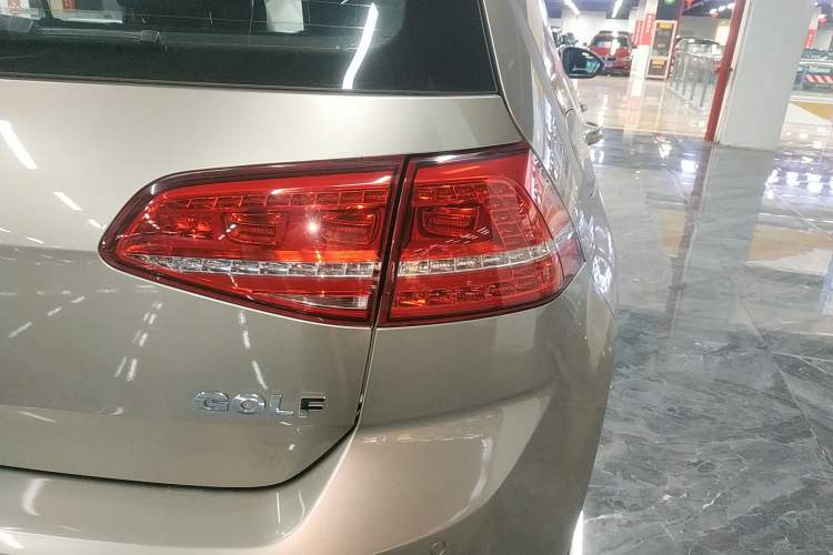 Used Volkswagen Golf 2016 1.6L Automatic Comfort Model
