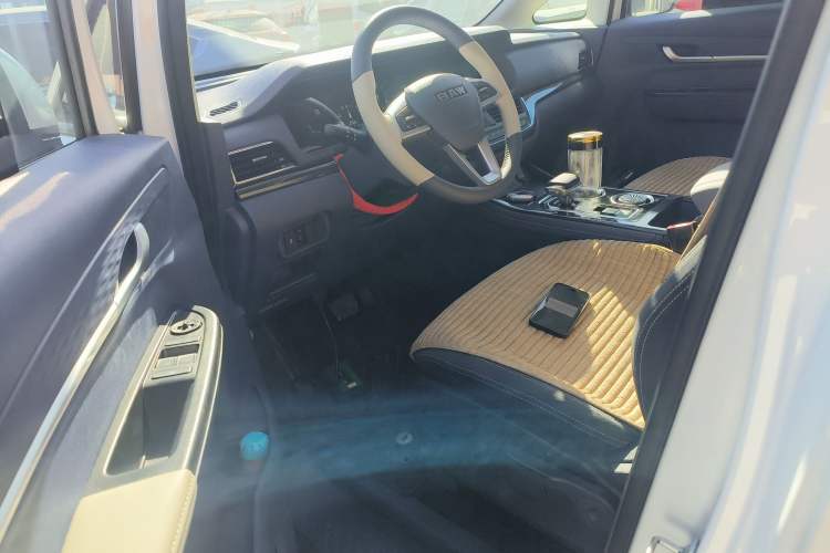 Used  Ruisheng Ace M7 2025 2.0L Automatic Long Wheelbase Luxury Version 7 Seats
