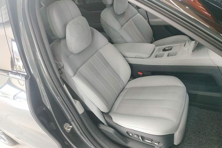 Used Nio ES8 2023 75 kWh
