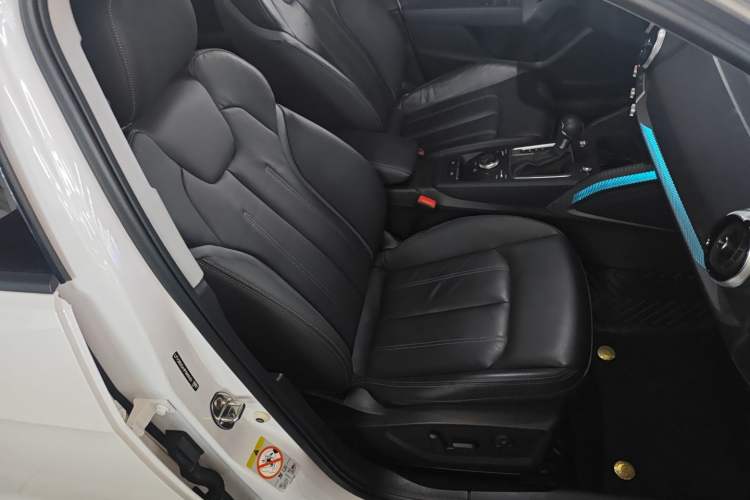 Used Audi Q2L 2022 35 TFSI Fashion Dynamic Model
