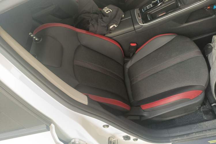 Used Dongfeng Aeolus Yixuan MAX 2021 1.5T Super-Powered Dad Edition