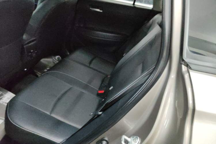 Used Toyota FRONTLANDER 2023 2.0L Smart Electric Hybrid Dual-Engine Deluxe Version
