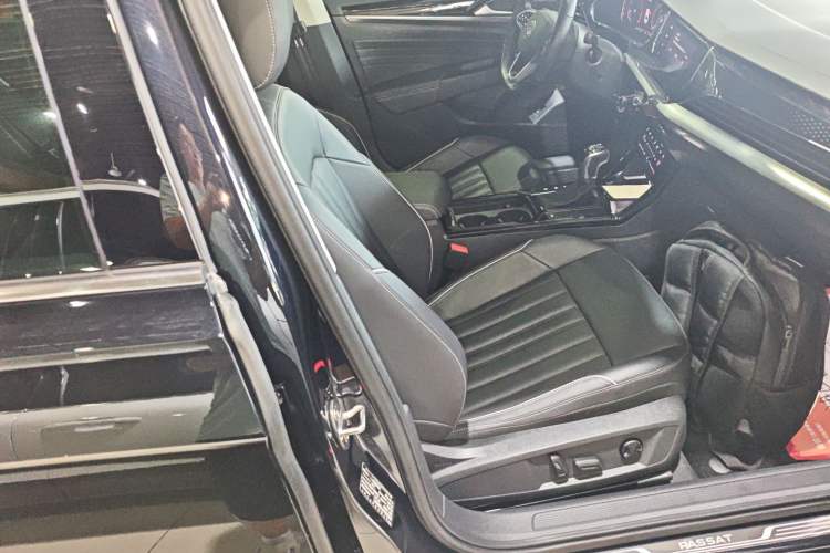 Used Volkswagen Passat 2023 Revised 330TSI Elite Edition
