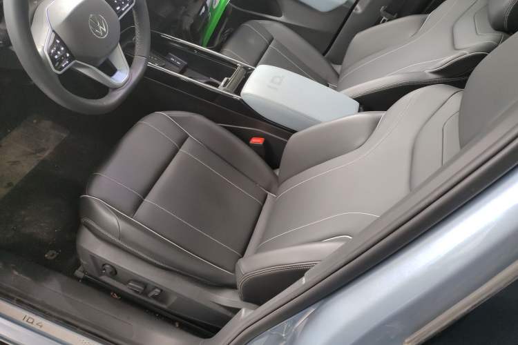 Used Volkswagen ID.4 X 2025 Smart Version Pure & Intelligent Enjoyment Edition
