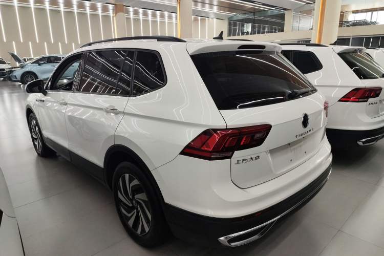 Used Volkswagen Tiguan L 2022 330TSI Automatic Two-Wheel Drive Comfort Edition
