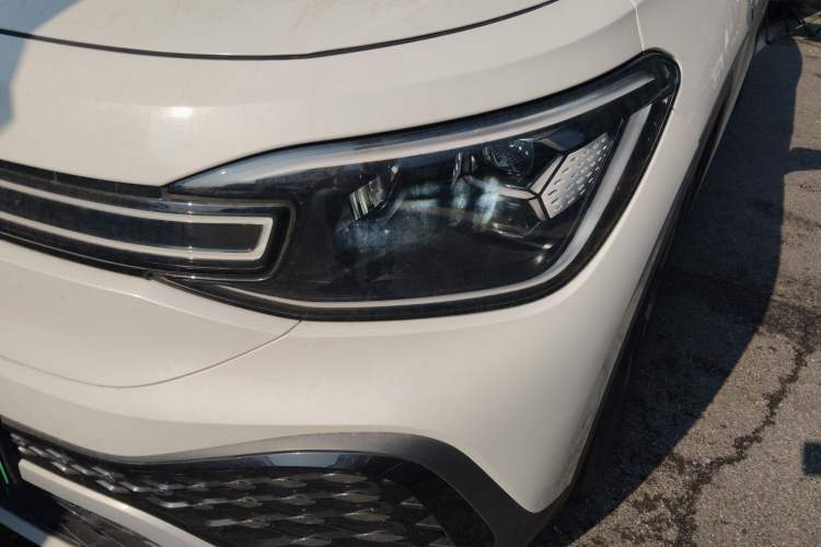 Used Volkswagen ID.6 CROZZ 2022 Long-Range PURE+ Edition