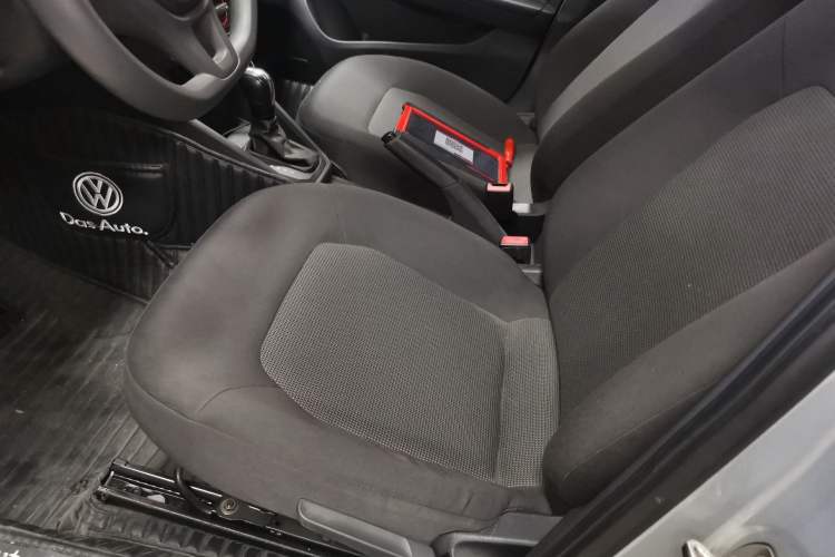 Used Volkswagen Jetta 2017 1.5L Automatic Fashion Model