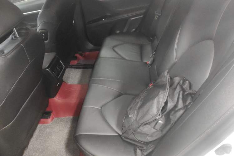 Used Toyota Camry 2021 2.5G Luxury Edition