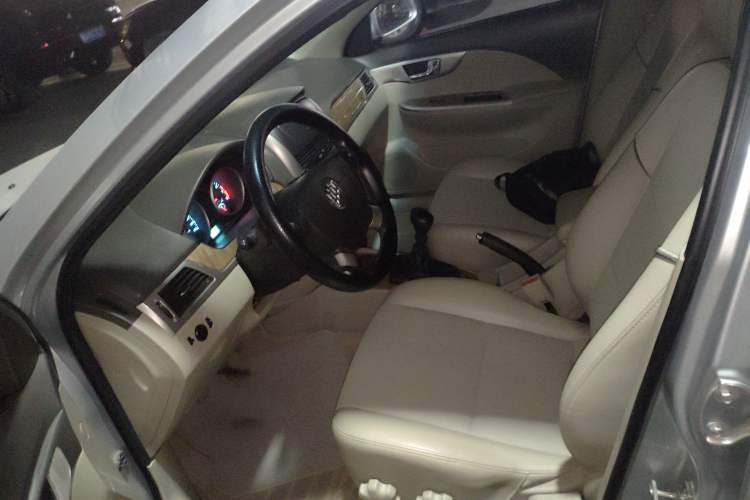 Used Buick Excelle 2015 1.5L Manual Classic Trim
