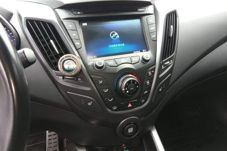 Used Hyundai Veloster 2015 1.6T Automatic Luxury Edition
