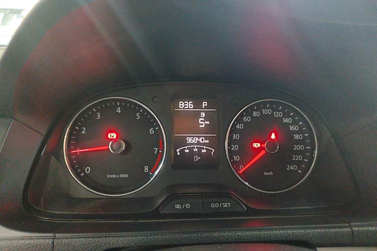 Used Volkswagen Lavida 2013 Restyled Classic 1.6L Automatic Comfort Edition