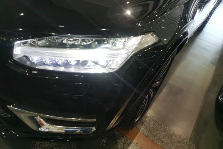 Used Volvo XC90 New Energy 2021 E-Drive Hybrid T8 Luxury Flagship 7-Seater
