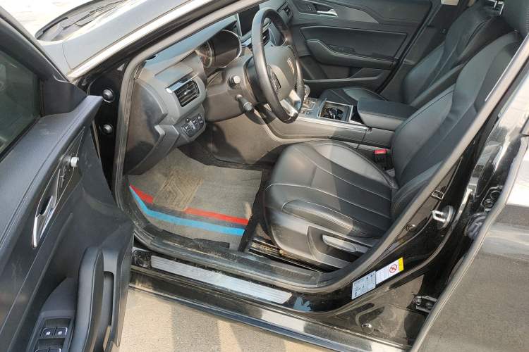 Used Hongqi H5 2022 Classic Model 1.5T DCT Flagship Edition
