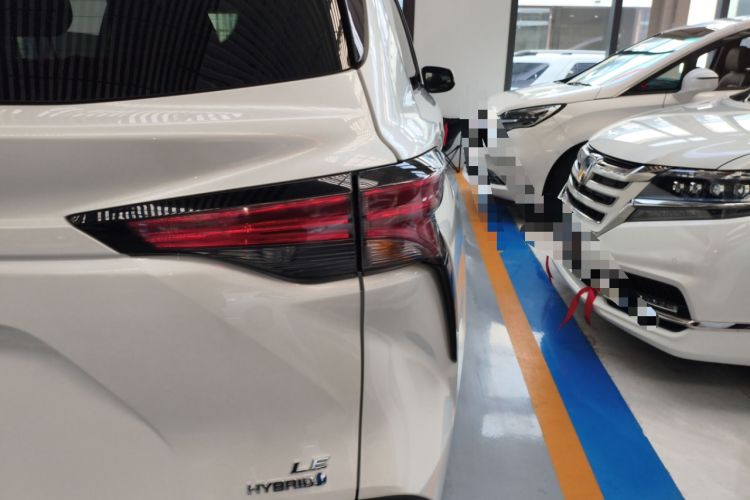 Used Toyota Sienna 2021 2.5L Hybrid Comfort Edition
