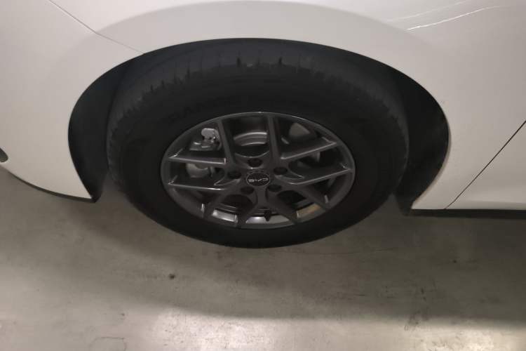 Used BYD Seal 06 New Energy 2024 DM-i 80KM Luxury Model
