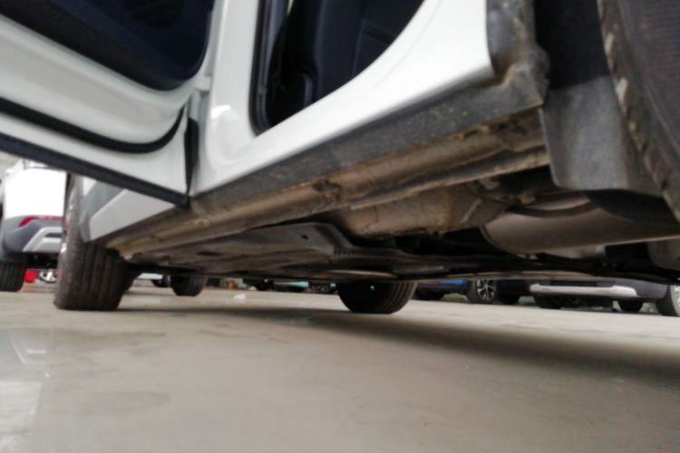 Used Volkswagen Tharu 2023 300TSI Two-Wheel-Drive Moon Luxury Edition
