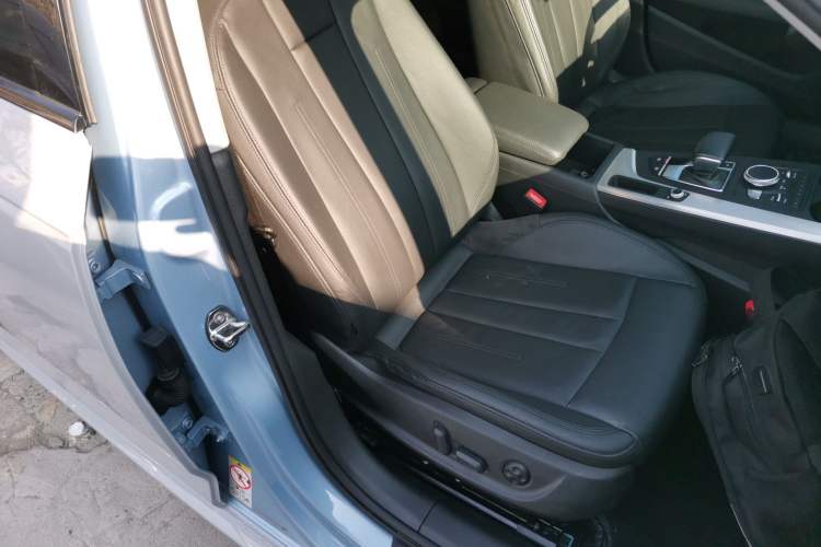 Used Audi A4L 2019 40 TFSI Fashion Version China V
