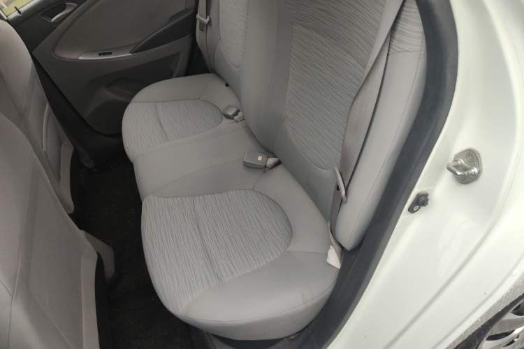 Used Hyundai Verna 2016 1.4L Manual Smart GLS Trim
