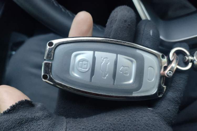 Used Hongqi E-QM5 2024 610 km PLUS
