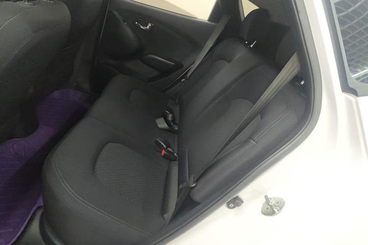 Used Hyundai ix35 2013 2.0L Automatic 2WD Comfort GL China IV Standard
