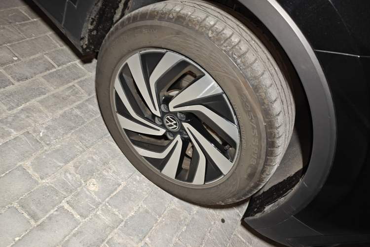 Used Volkswagen Tiguan L 
