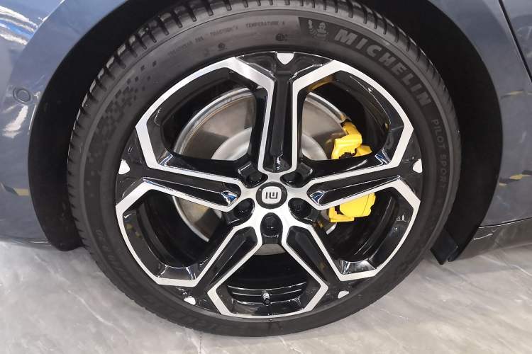 Used  SU7 2024 Four-Wheel Drive Ultra-Long Range Advanced Intelligent Driving Max Edition