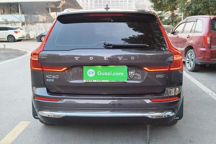 Used Volvo XC60 2023 B5 4x4 Smart Luxury Edition
