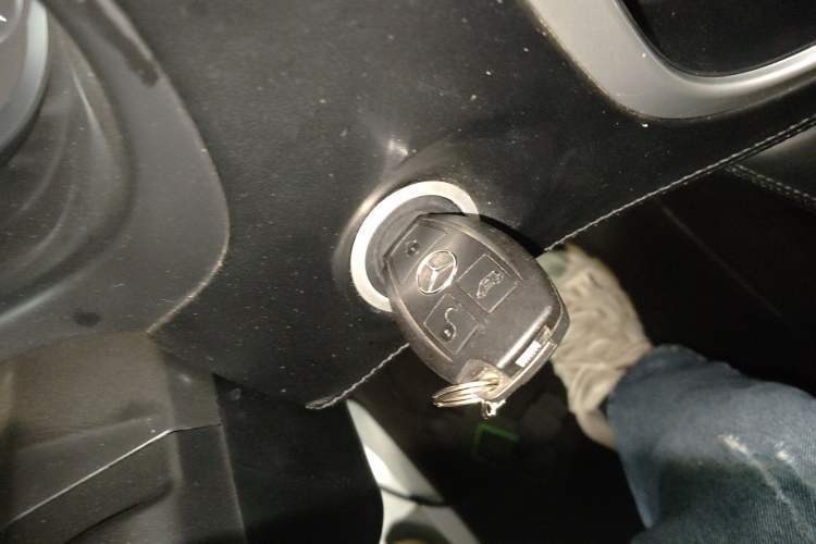 Used Mercedes-Benz Vito 2020 2.0T Business Version 7 Seats