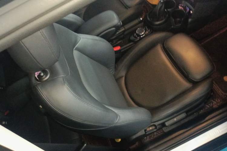 Used  MINI 2016 1.5T COOPER Avant-Garde
