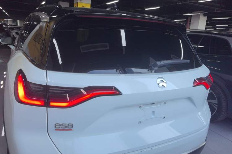 Used Nio ES8 2020 415 km Range 6-Seater Version