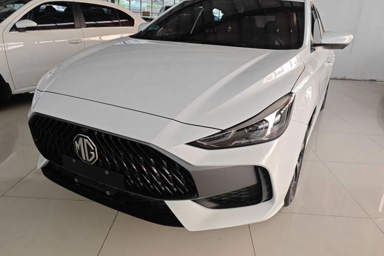 Used MG 5 2023 180 DVVT CVT Luxury Edition
