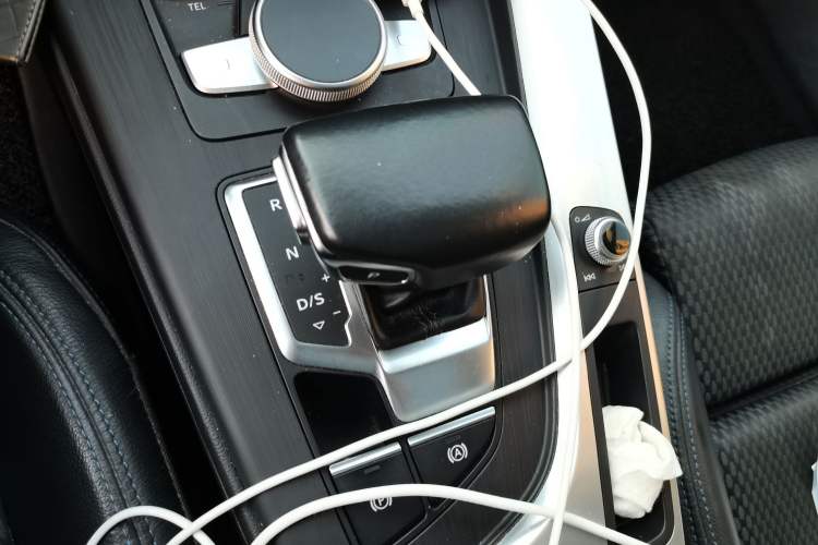 Used Audi A4L 2018 30th Anniversary Edition 40 TFSI Sport Edition