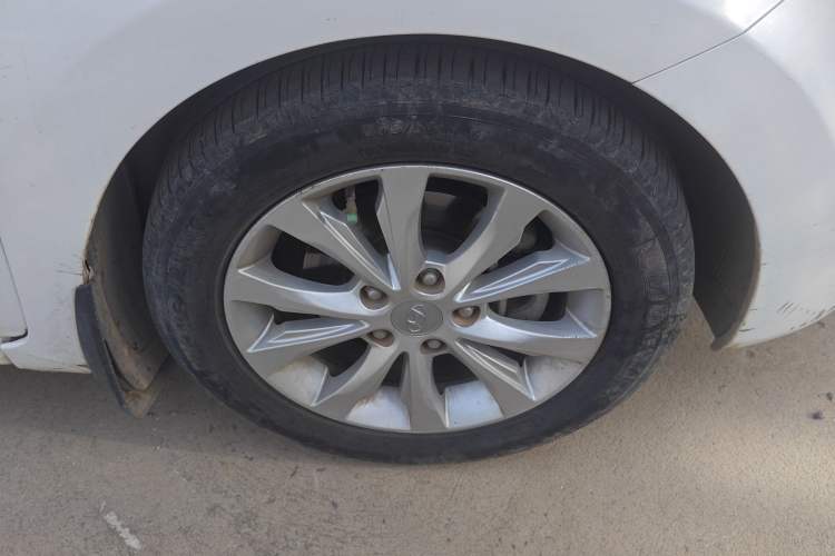 Used Hyundai Elantra (5th Generation / Langdong) 2016 1.6L Manual Luxury Model
