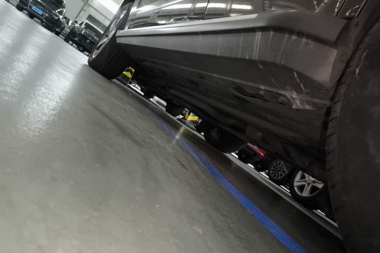 Used Mercedes-Benz GLK-Class 2013 GLK 300 4MATIC Dynamic Sunroof Model