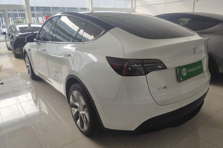 Used Tesla Model Y 2022 Rear-Wheel-Drive Version
