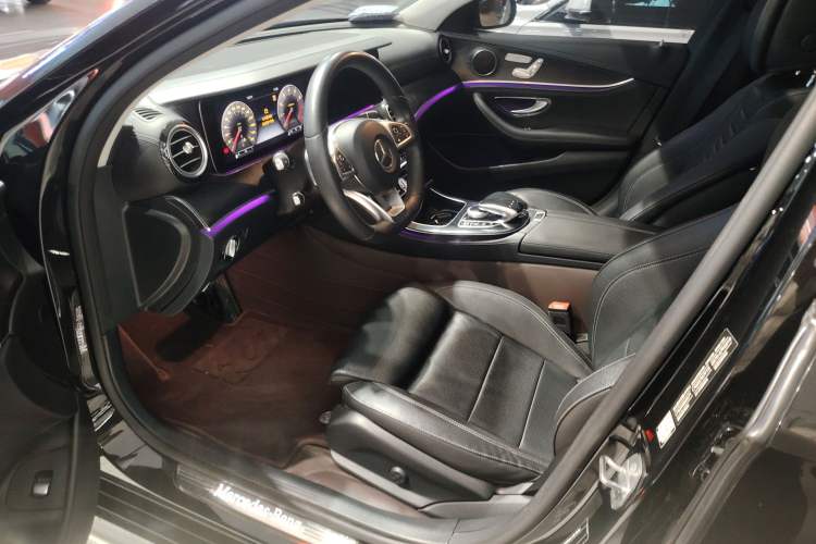 Used Mercedes-Benz E-Class 2017 E 200 L Sport 4MATIC
