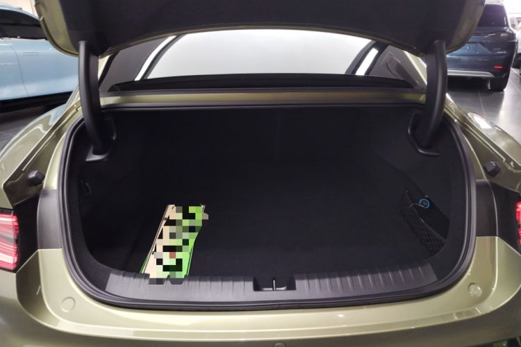 Used  SU7 2024 Four-Wheel Drive Ultra-Long Range Advanced Intelligent Driving Max Edition
