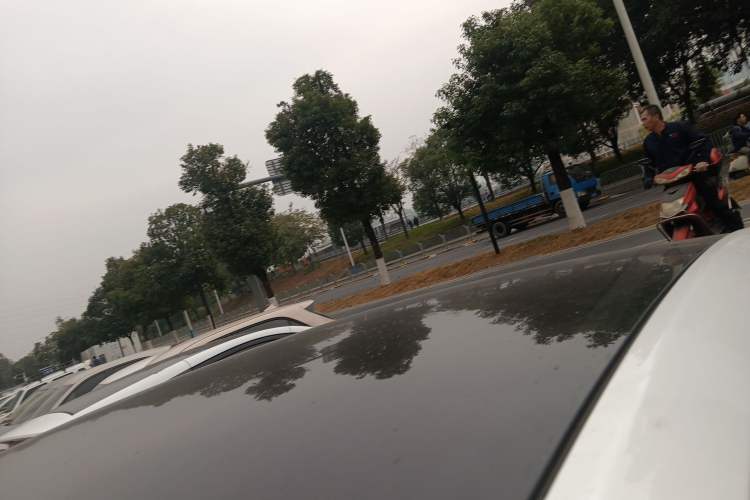 Used Tesla Model Y 2021 Long-Range All-Wheel-Drive Version