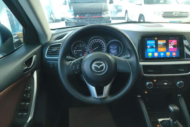 Used Mazda CX-5 2015 2.0L Automatic Two-Wheel Drive Urban Version
