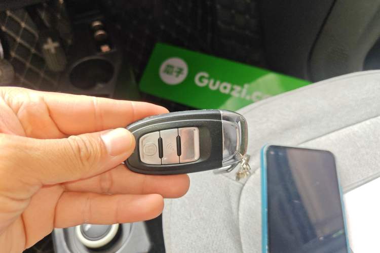 Used Wuling Hongguang MINIEV 2021 Macaron Fashion Edition Lithium-Ion Battery
