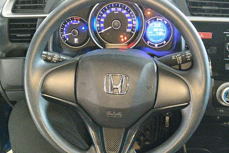 Used Honda Fit 2016 1.5L SES CVT Fashion Sunroof Edition